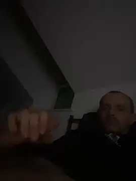 Snapshot of wyattstone chatting on November 4, 2025, 1:59 am wyattstone online show from November 4, 2025, 1:59 am