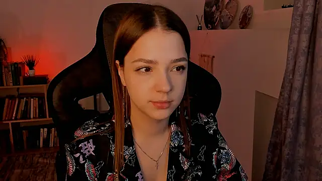 Snapshot of PamBeesly chatting on January 25, 2025, 3:09 pm PamBeesly online show from January 25, 2025, 3:09 pm