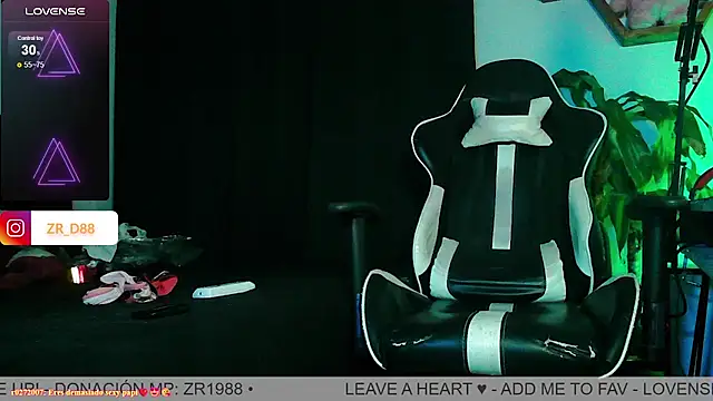 Snapshot of ZRD88 chatting on February 21, 2025, 8:07 am ZRD88 online show from February 21, 2025, 8:07 am