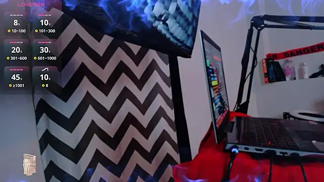 KittiePurry69 online show from November 6, 2025, 3:29 am