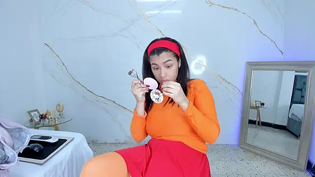 Snapshot of fierygroup chatting on December 5, 2025, 12:30 am fierygroup online show from December 5, 2025, 12:30 am