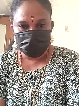 Snapshot of Tamil_Aathira chatting on February 19, 2025, 11:49 am Tamil Aathira online show from February 19, 2025, 11:49 am