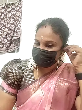 Snapshot of Tamil_Aathira chatting on March 8, 2025, 4:39 pm Tamil Aathira online show from March 8, 2025, 4:39 pm