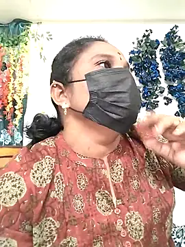 Snapshot of Tamil_Aathira chatting on October 31, 2025, 5:14 pm Tamil Aathira online show from October 31, 2025, 5:14 pm