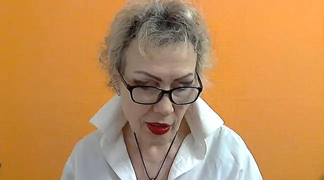 Snapshot of NessyJenixs chatting on March 5, 2025, 5:50 pm NessyJenixs online show from March 5, 2025, 5:50 pm