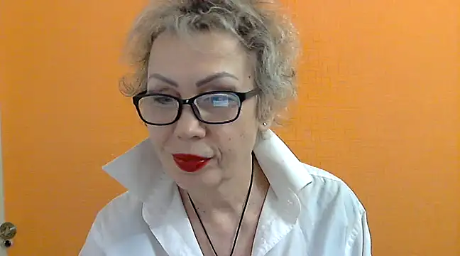 Snapshot of NessyJenixs chatting on March 9, 2025, 5:39 pm NessyJenixs online show from March 9, 2025, 5:39 pm