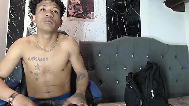 Snapshot of carlos_alber12 chatting on October 8, 2025, 12:14 pm carlos alber12 online show from October 8, 2025, 12:14 pm