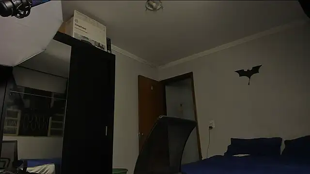 sexyflight online show from March 18, 2025, 12:38 am