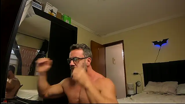 sexyflight online show from September 24, 2025, 6:22 pm