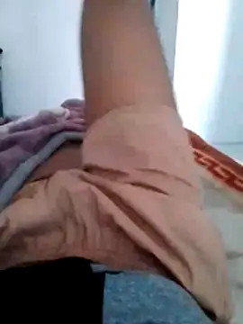 sydmanyoba online show from December 15, 2025, 5:23 am