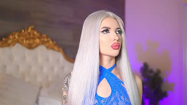 Snapshot of Juicy_Jessye chatting on February 19, 2025, 7:48 pm Juicy Jessye online show from February 19, 2025, 7:48 pm