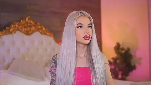 Snapshot of Juicy_Jessye chatting on March 9, 2025, 8:10 pm Juicy Jessye online show from March 9, 2025, 8:10 pm