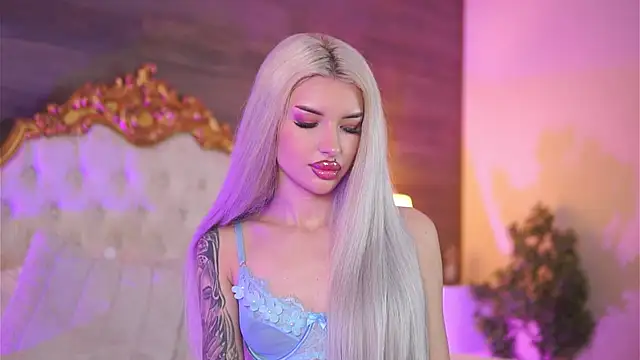 Snapshot of Juicy_Jessye chatting on March 15, 2025, 8:32 pm Juicy Jessye online show from March 15, 2025, 8:32 pm