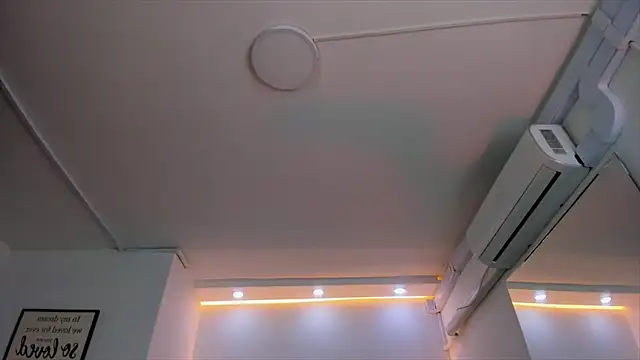 bonnieAn online show from February 23, 2025, 5:07 pm