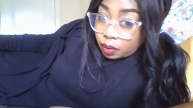 Snapshot of angeliquebelcali chatting on September 18, 2025, 8:11 pm angeliquebelcali online show from September 18, 2025, 8:11 pm