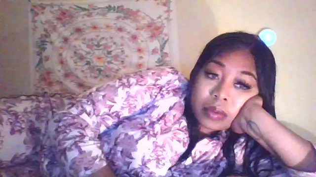 Snapshot of angeliquebelcali chatting on October 16, 2025, 11:39 pm angeliquebelcali online show from October 16, 2025, 11:39 pm