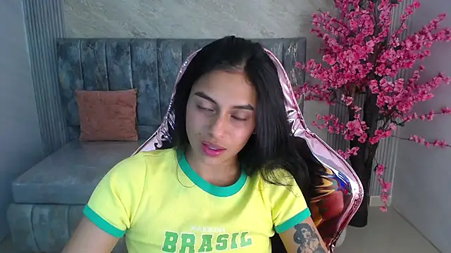 Snapshot of lilith_petit_sub chatting on January 25, 2025, 4:03 pm lilith petit sub online show from January 25, 2025, 4:03 pm