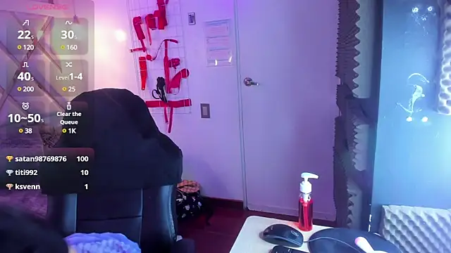 Snapshot of Belinda_Braund chatting on March 14, 2025, 4:40 pm Belinda Braund online show from March 14, 2025, 4:40 pm