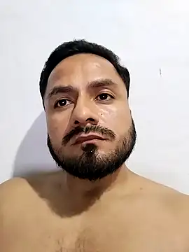 Snapshot of Ant1990 chatting on January 27, 2025, 2:31 am Ant1990 online show from January 27, 2025, 2:31 am