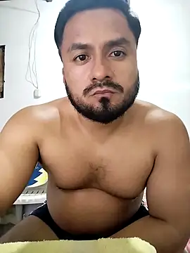 Snapshot of Ant1990 chatting on January 28, 2025, 3:15 am Ant1990 online show from January 28, 2025, 3:15 am