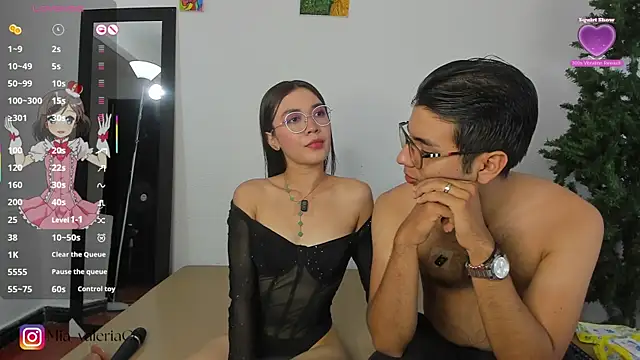 MarioandMia online show from October 21, 2025, 8:42 pm