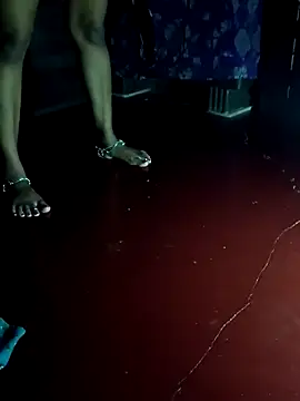 Bong-lady online show from September 21, 2025, 6:20 pm