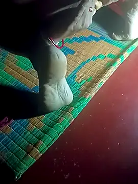 Bong-lady online show from September 26, 2025, 6:56 pm