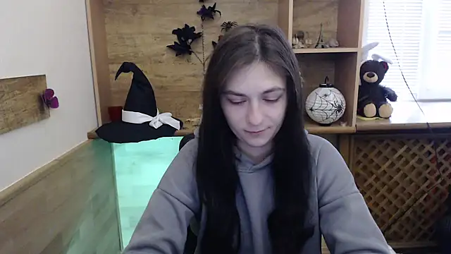 AmandaJi  online show from November 21, 2025, 7:07 am