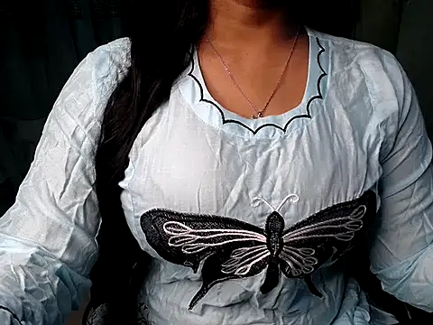 Snapshot of Saanviraa chatting on October 7, 2025, 2:31 am Saanviraa online show from October 7, 2025, 2:31 am