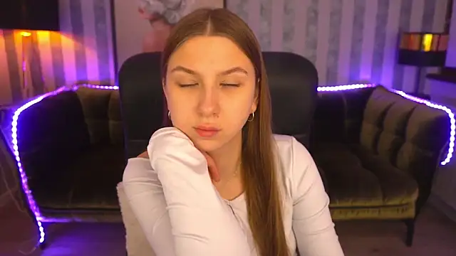 AureliaBliss  online show from February 5, 2025, 10:22 pm