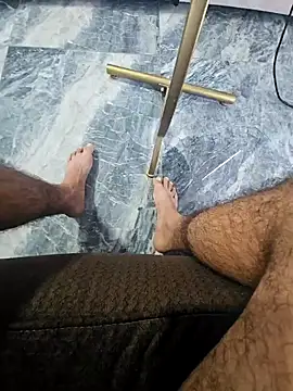 j0nathan00 online show from January 24, 2025, 6:25 pm