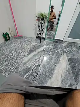 j0nathan00 online show from February 8, 2025, 4:25 am