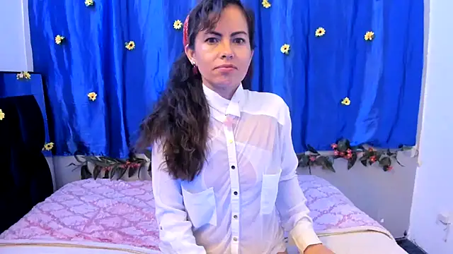 ShairaMarss online show from October 11, 2025, 9:08 am