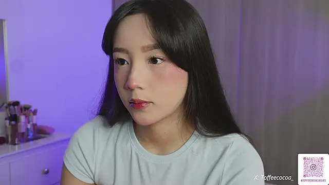 Snapshot of sophi_lii chatting on November 25, 2025, 10:32 pm sophi lii online show from November 25, 2025, 10:32 pm