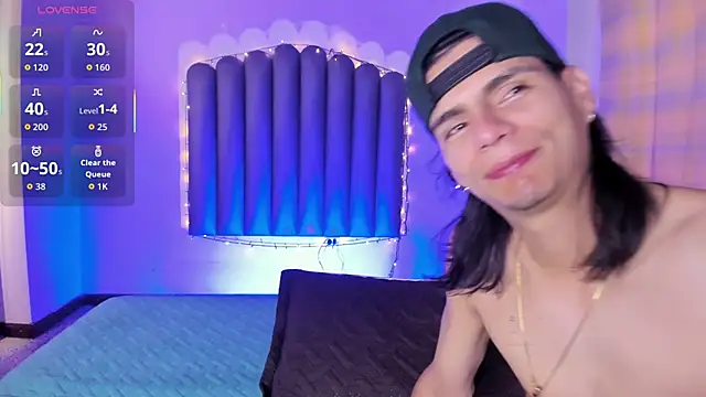 Martshall09 online show from November 15, 2025, 9:00 pm