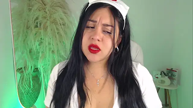 Snapshot of Sofi_BBW chatting on November 28, 2025, 12:41 pm Sofi BBW online show from November 28, 2025, 12:41 pm