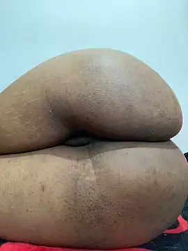 Snapshot of Charlotte_bronxxx chatting on February 25, 2025, 2:11 pm Charlotte bronxxx online show from February 25, 2025, 2:11 pm