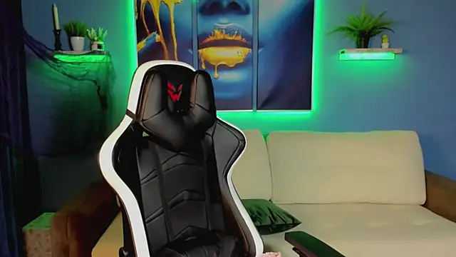 Snapshot of lu_muon chatting on November 1, 2025, 1:18 am lu muon online show from November 1, 2025, 1:18 am