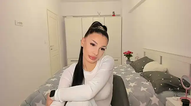 HelenShawn online show from March 2, 2025, 7:45 pm