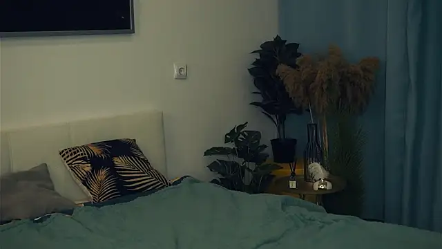 Snapshot of VeronaCritchlow chatting on March 2, 2025, 2:00 pm VeronaCritchlow online show from March 2, 2025, 2:00 pm