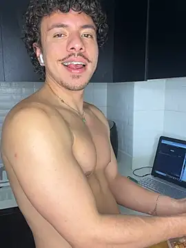 Snapshot of ttylloserxxx chatting on February 10, 2025, 5:14 am ttylloserxxx online show from February 10, 2025, 5:14 am