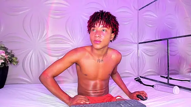 Snapshot of JackBBC18 chatting on February 13, 2025, 11:28 am JackBBC18 online show from February 13, 2025, 11:28 am