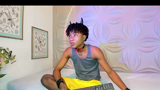 Snapshot of JackBBC18 chatting on February 20, 2025, 11:42 am JackBBC18 online show from February 20, 2025, 11:42 am