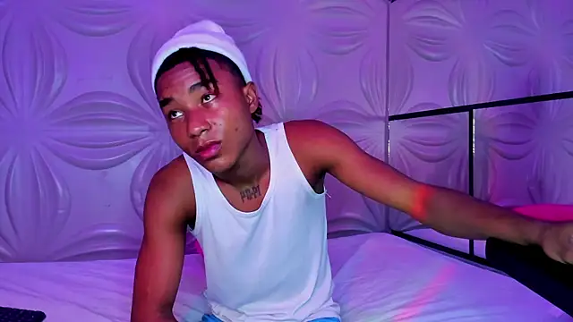 Snapshot of JackBBC18 chatting on February 27, 2025, 11:41 am JackBBC18 online show from February 27, 2025, 11:41 am