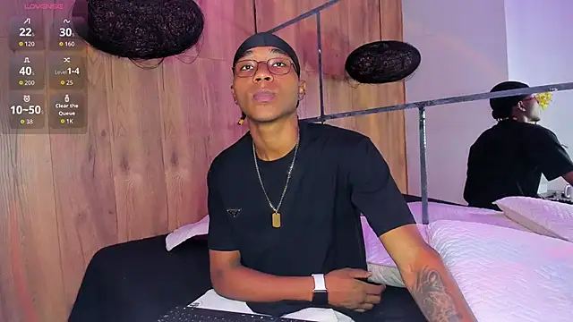 Snapshot of JackBBC18 chatting on September 29, 2025, 1:05 pm JackBBC18 online show from September 29, 2025, 1:05 pm