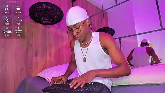 Snapshot of JackBBC18 chatting on October 1, 2025, 12:22 pm JackBBC18 online show from October 1, 2025, 12:22 pm