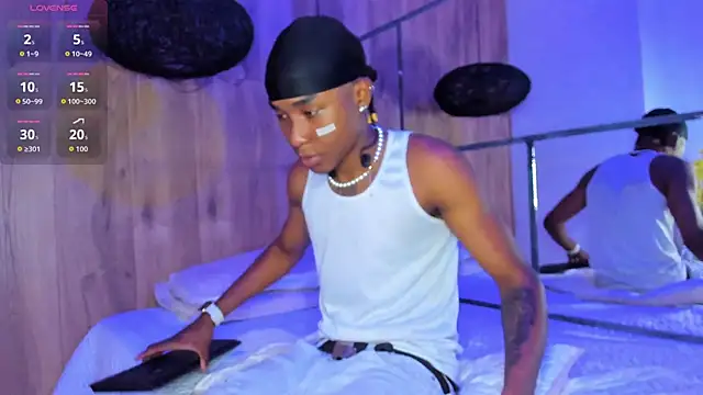 Snapshot of JackBBC18 chatting on October 6, 2025, 2:03 pm JackBBC18 online show from October 6, 2025, 2:03 pm