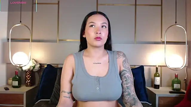 Snapshot of Victoria_Collinns chatting on November 21, 2025, 1:21 pm Victoria Collinns online show from November 21, 2025, 1:21 pm