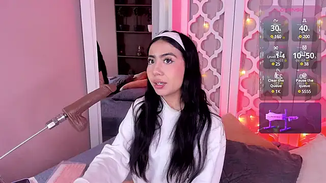 aniie west online show from February 19, 2025, 12:11 pm