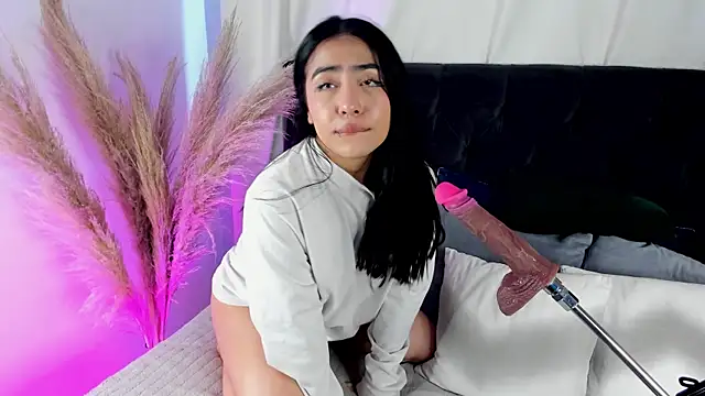 aniie west online show from September 20, 2025, 1:34 pm